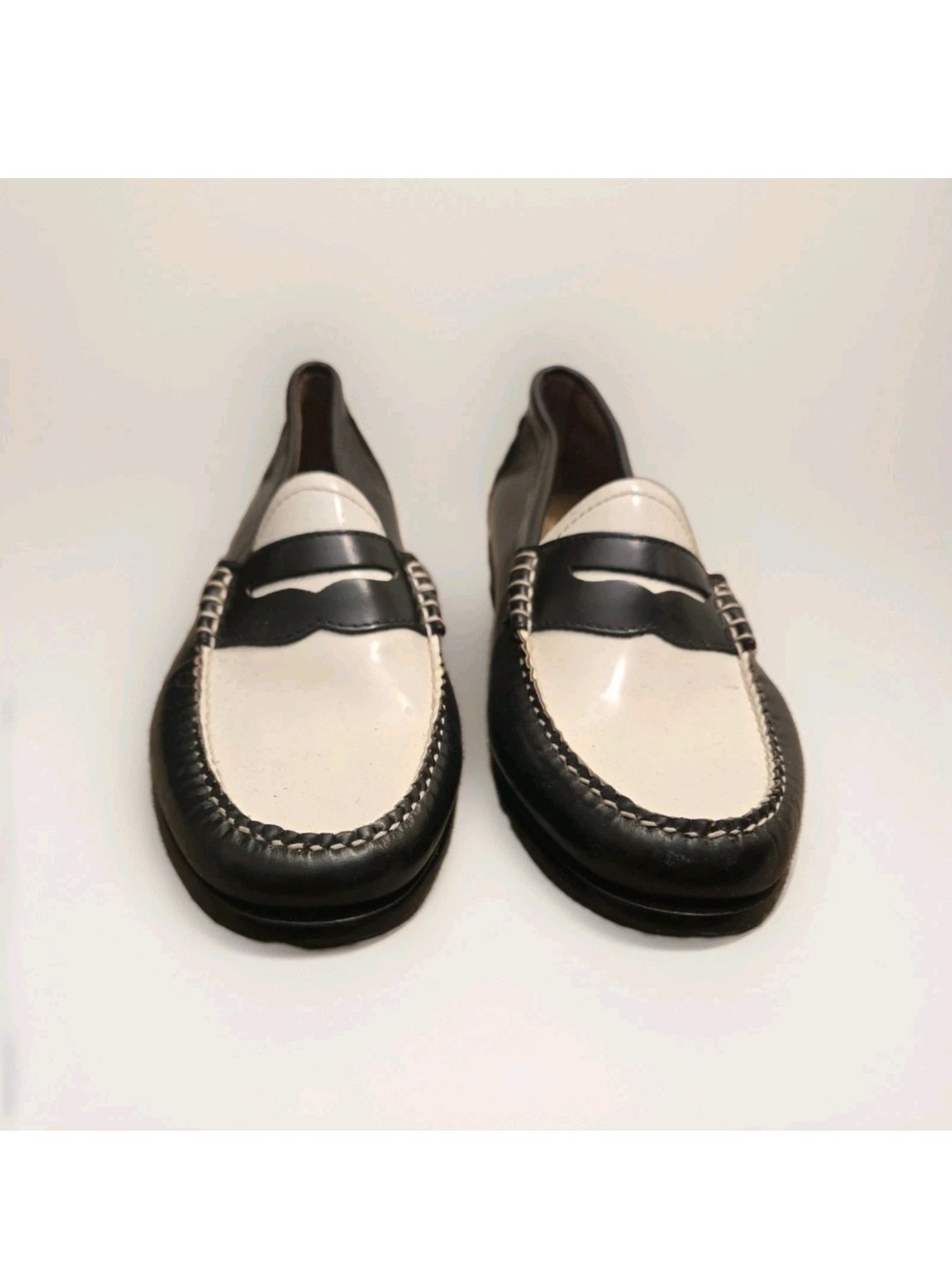 G.H. Bass & Co. Two-Tone Black and White Leather Penny Loafers - Picture 3 of 9